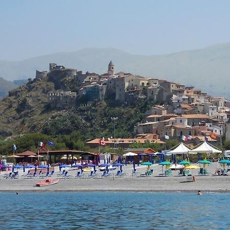 Апартаменты Аppartamenti vicino al mare Скалея Экстерьер фото