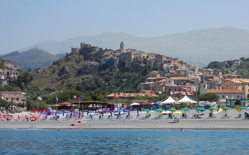 Апартаменты Аppartamenti vicino al mare Скалея Экстерьер фото